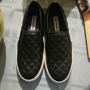 Steve Madden sneaker sz 8.5 Womens